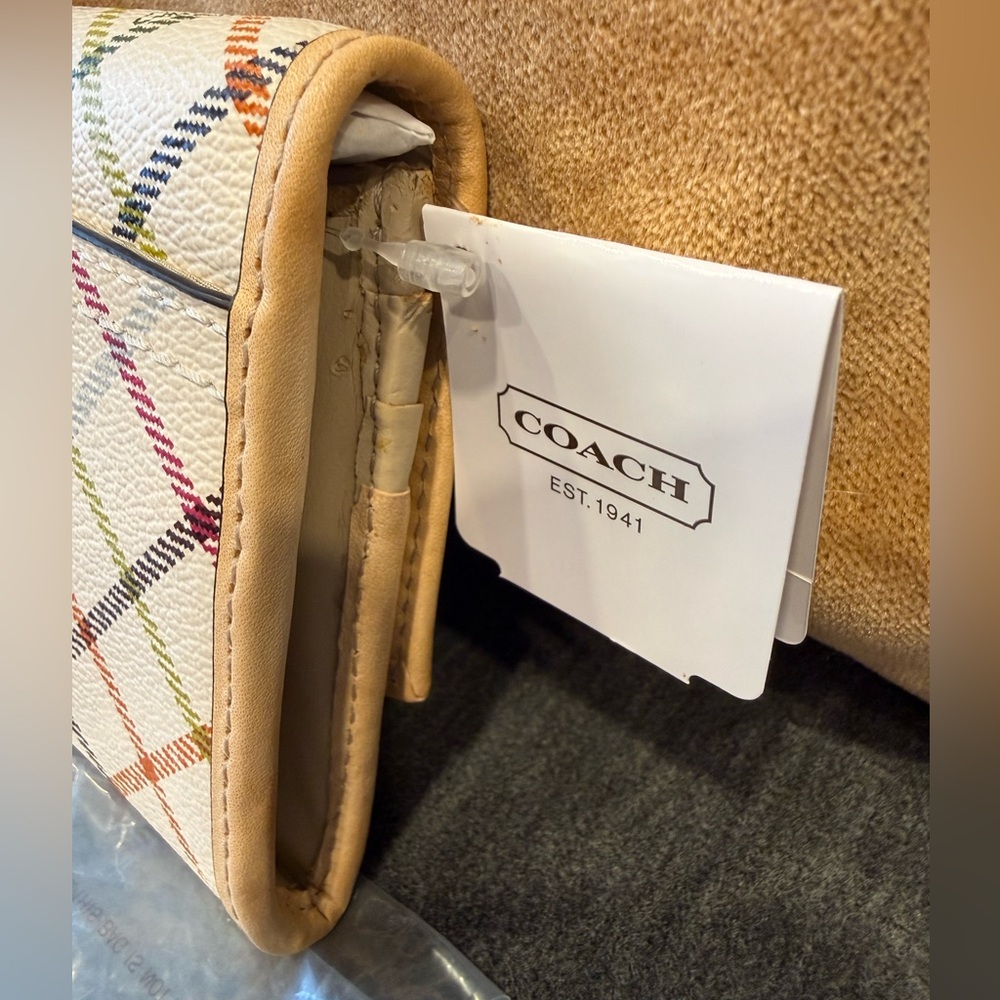 Coach Peyton Tattersall Envelope Wallet F49300 - Picture 10 of 12